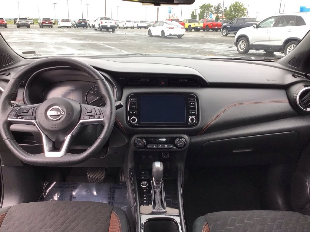 Used 2024 Nissan Kicks SR FWD image 22