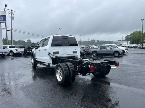 New 2025 Ford F450 XL w/ XL Chrome Package image 7
