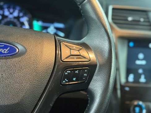 Used 2018 Ford Explorer XLT w/ Equipment Group 202A image 26