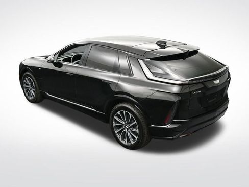 Used 2025 Cadillac Lyriq Sport w/ LPO, Floor Liner Package RWD image 17