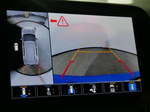 Used 2024 Chevrolet Equinox LT AWD/4WD image 33