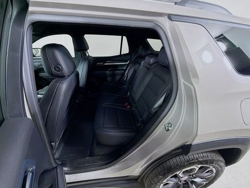 Used 2025 GMC Terrain Elevation w/ Elevation Premium Package AWD/4WD image 19