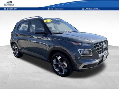 Used 2025 Hyundai Venue SEL FWD image 8