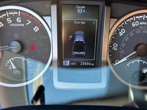 Used 2023 Toyota Tacoma SR5 image 5