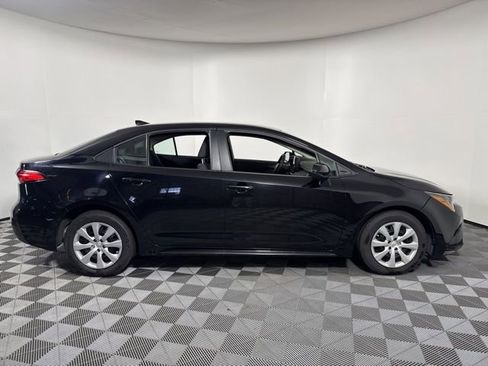 Used 2024 Toyota Corolla LE image 7