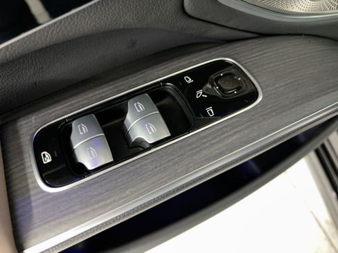 Certified 2023 Mercedes-Benz EQS 580 4MATIC Sedan image 13