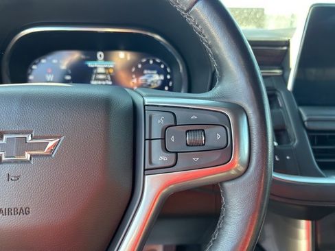 Used 2022 Chevrolet Tahoe Z71 w/ Luxury Package image 16