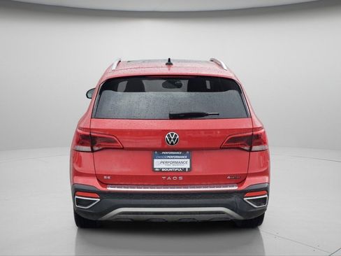 Used 2023 Volkswagen Taos SE w/ Panoramic Sunroof Package AWD/4WD image 22