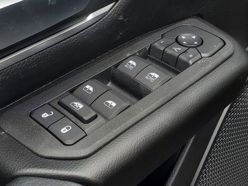 New 2026 RAM 1500 4x4 Crew Cab image 14