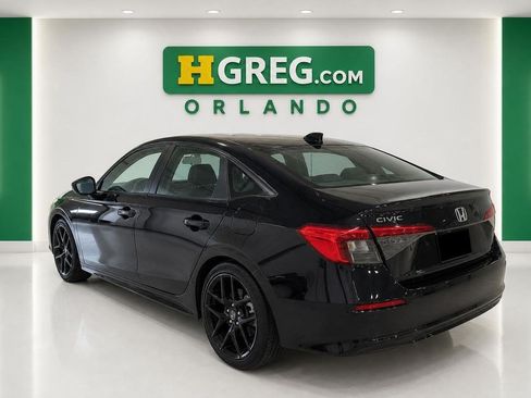 Used 2024 Honda Civic Sport image 2