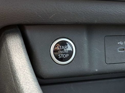 Used 2023 Nissan Rogue SV AWD/4WD image 26
