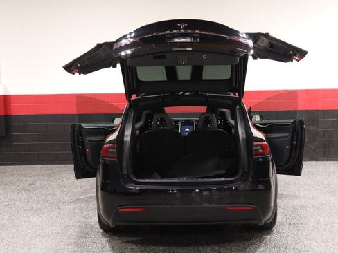 Used 2016 Tesla Model X 90D AWD/4WD image 34