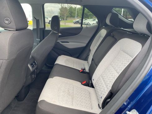 Used 2023 Chevrolet Equinox LS AWD/4WD image 18