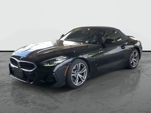 Used 2025 BMW Z4 sDrive30i RWD image 4