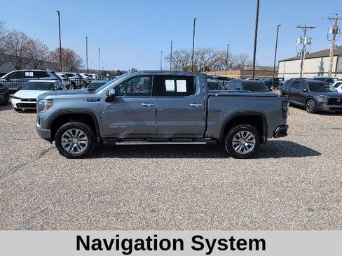 Used 2021 GMC Sierra 1500 Denali w/ Driver Alert Package II AWD/4WD image 3