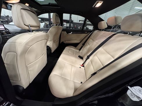 Used 2008 Mercedes-Benz C 350 Sport image 20