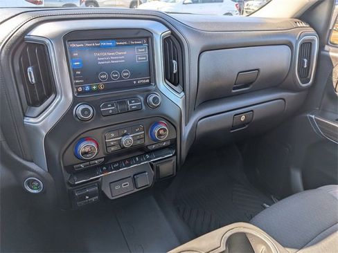Used 2021 Chevrolet Silverado 1500 RST image 22
