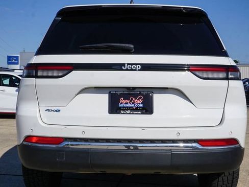 Used 2024 Jeep Grand Cherokee Limited 4xe AWD/4WD image 6