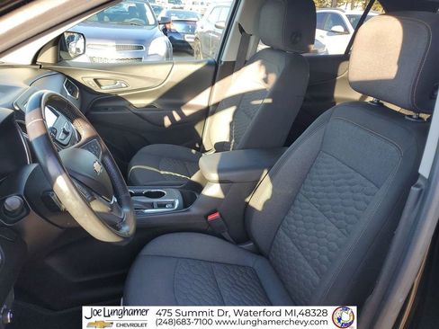Used 2018 Chevrolet Equinox LT image 19