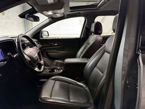 Used 2023 GMC Acadia AT4 w/ Technology Package AWD/4WD image 17