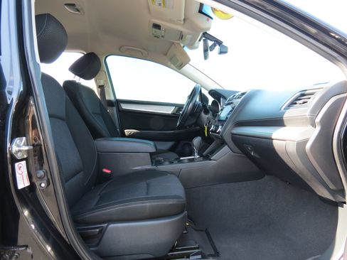 Used 2018 Subaru Outback 2.5i Premium image 29