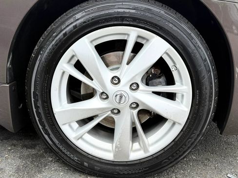 Used 2013 Nissan Altima 2.5 SV FWD image 43