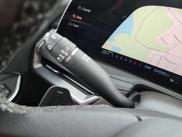 Used 2025 Cadillac XT4 Premium Luxury FWD image 22
