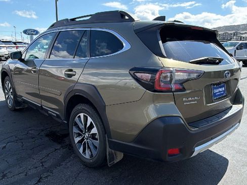 Used 2023 Subaru Outback Limited XT AWD/4WD image 5