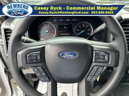Used 2019 Ford F350 XLT w/ Camper Package AWD/4WD image 16