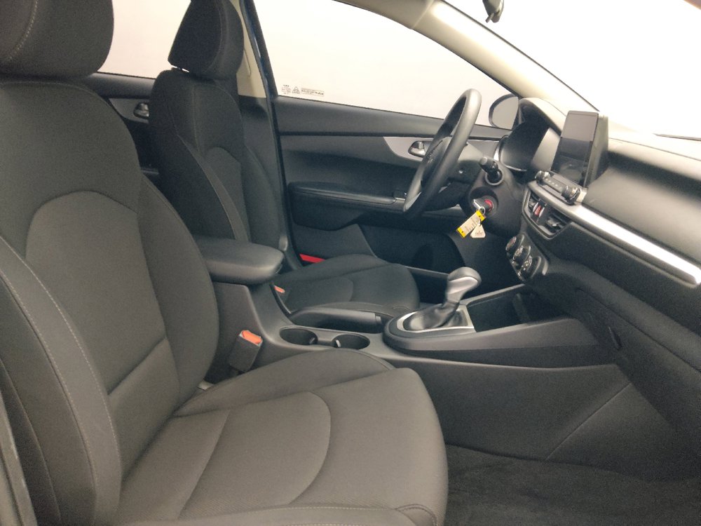 Used 2022 Kia Forte Sedan FWD image 21