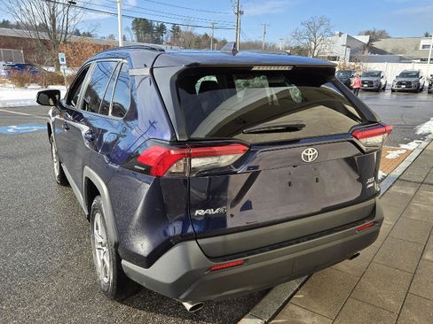 Used 2023 Toyota RAV4 XLE image 9