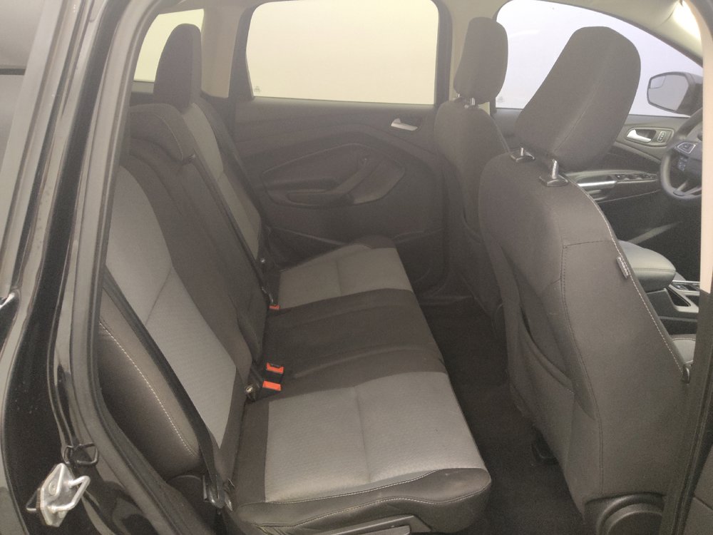 Used 2018 Ford Escape SE FWD image 19