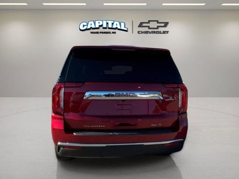 Used 2023 GMC Yukon SLT image 4