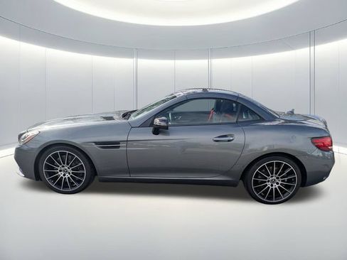 Used 2020 Mercedes-Benz SLC 300 image 3