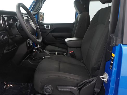 Used 2023 Jeep Wrangler Sport S image 15