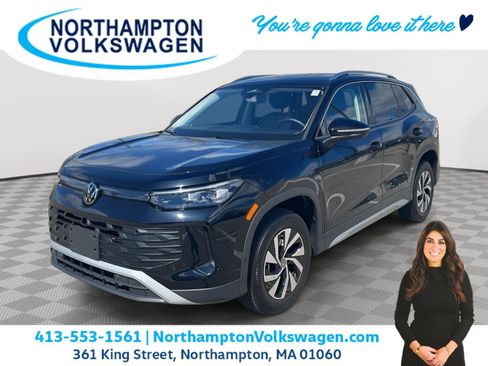 Used 2025 Volkswagen Tiguan S AWD/4WD image 1