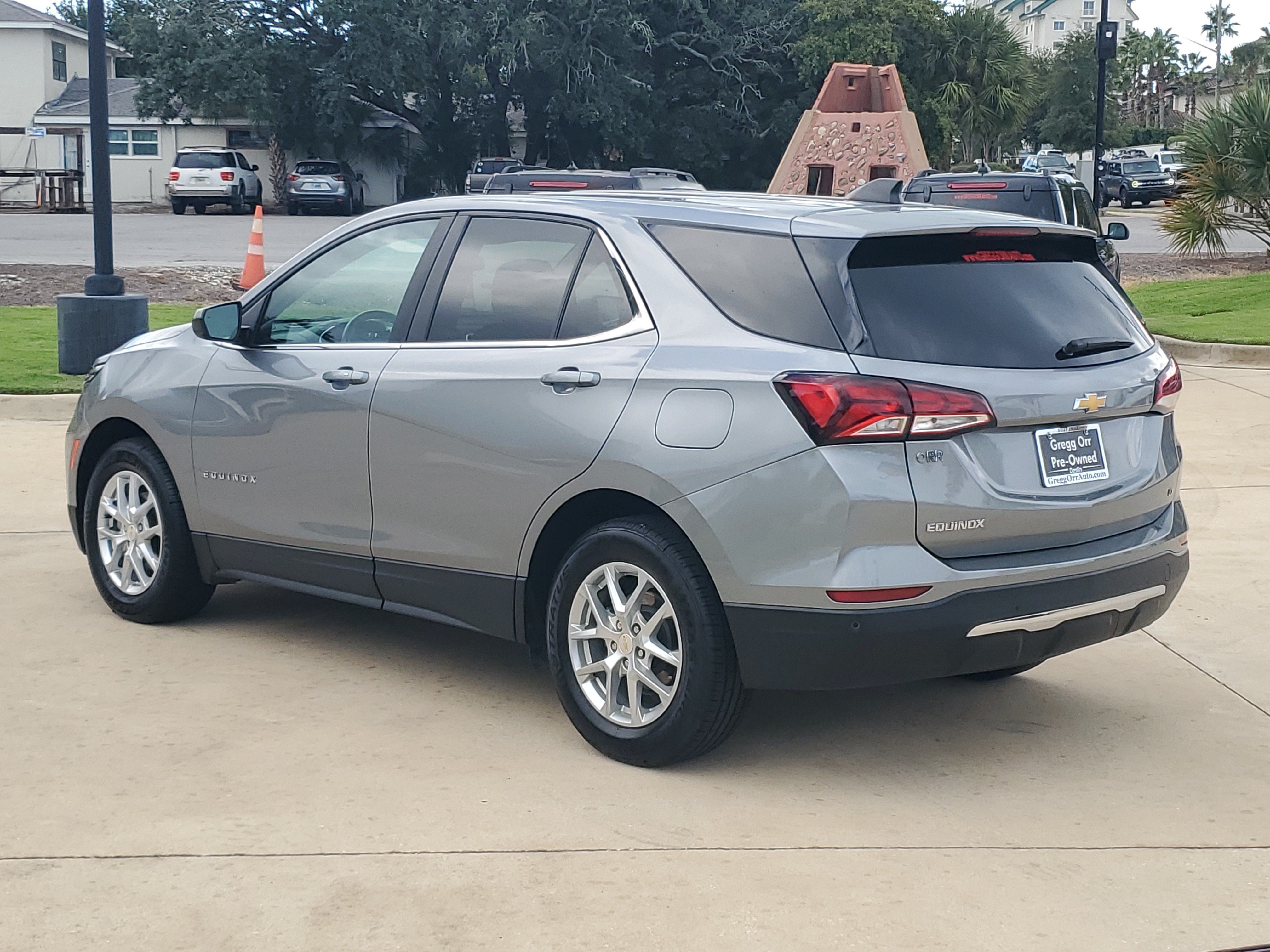 Used 2024 Chevrolet Equinox LT FWD image 3