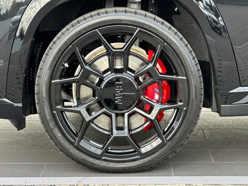 New 2026 BMW XM Label Red image 33