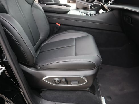New 2026 Jeep Grand Wagoneer Limited AWD/4WD image 15