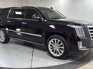 Used 2019 Cadillac Escalade ESV Premium Luxury video 3