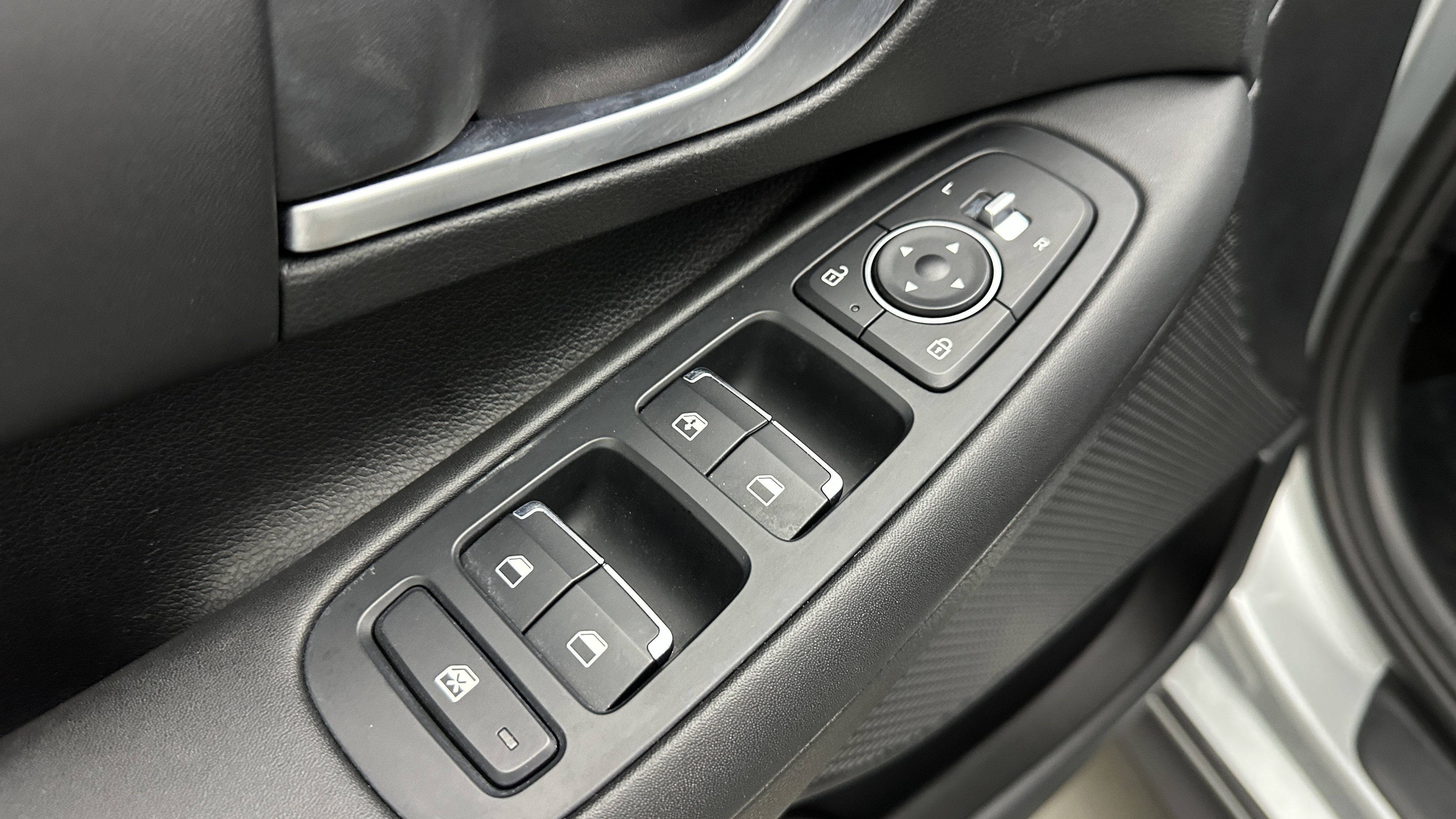 Used 2026 Hyundai Sonata Blue FWD image 14