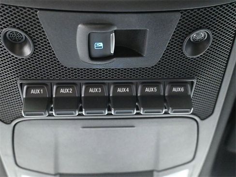 Used 2020 Ford F150 Raptor w/ Equipment Group 802A Luxury image 32