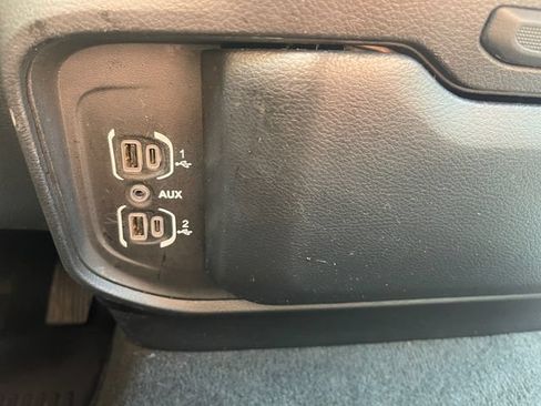 Used 2023 RAM 1500 Big Horn AWD/4WD image 22