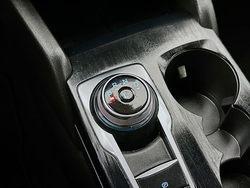 Used 2025 Ford Escape ST-Line w/ Tech Pack #1 image 25