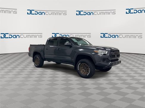 Used 2023 Toyota Tacoma Trail Edition w/ Trail Edition image 2