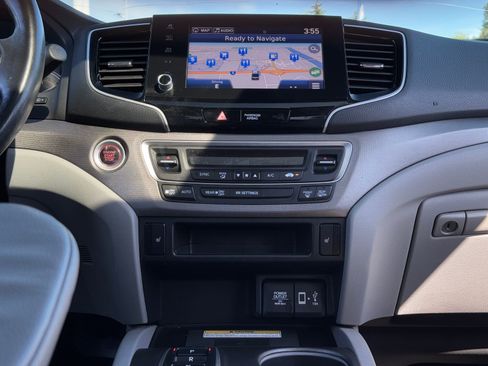 Used 2023 Honda Ridgeline RTL-E image 19