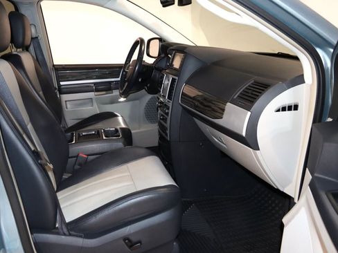 Used 2010 Chrysler Town & Country Touring Plus w/ Premium Group FWD image 56