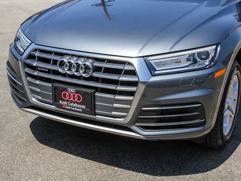 Used 2019 Audi Q5 2.0T Premium w/ Convenience Package AWD/4WD image 8