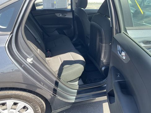 Used 2021 Kia Forte Sedan FWD image 26