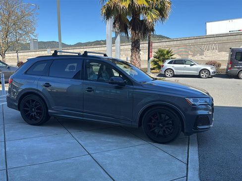 Used 2022 Audi SQ7 Premium Plus AWD/4WD image 5